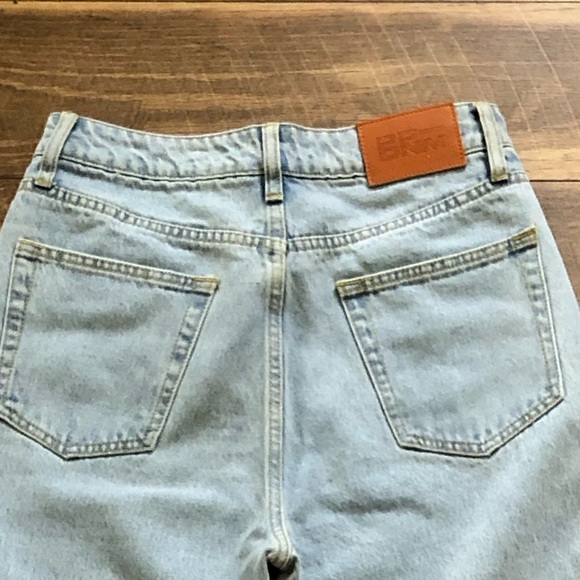 Princess Polly Lightwash Denim - Size 6 - Picture 4 of 5